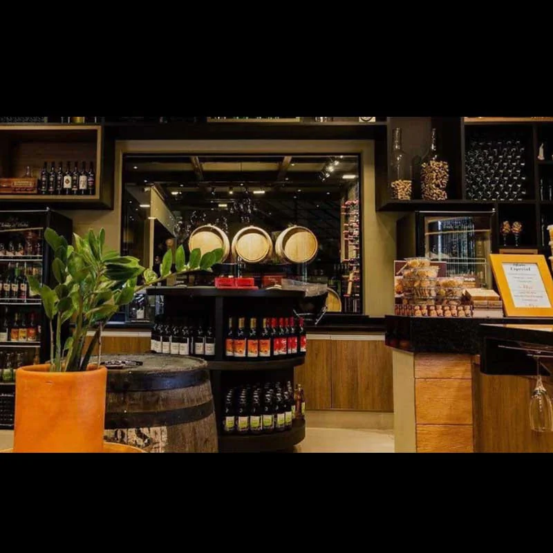 SÃO ROQUE - Rota do Vinho e Compras / Duração: 10 horas - Saídas Regulares: Quarta, Sexta e Domingo