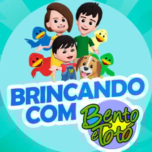 Brincando com Bento e Totó na Praia Grande