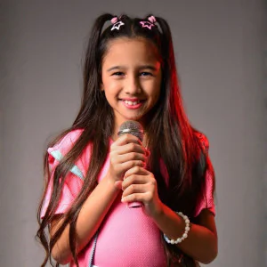Laurinha Costa - Turma do Six Seven